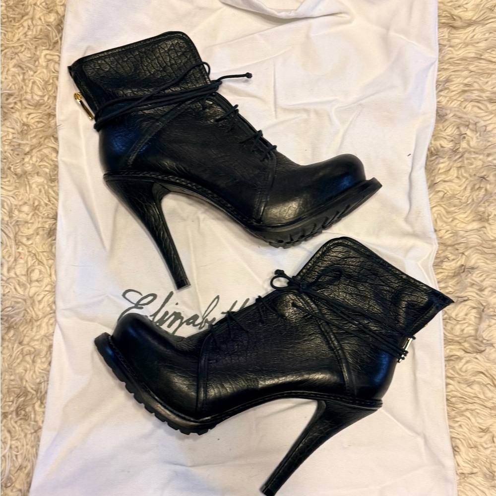 ELIZABETH & JAMES PEBBLED LEATHER HEELED BOOTIES, BLACK, SIZE 9.5 - Picture 2 of 16